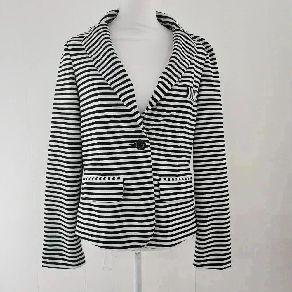 Soho Apparel Striped Button Stretch Blazer Women's S